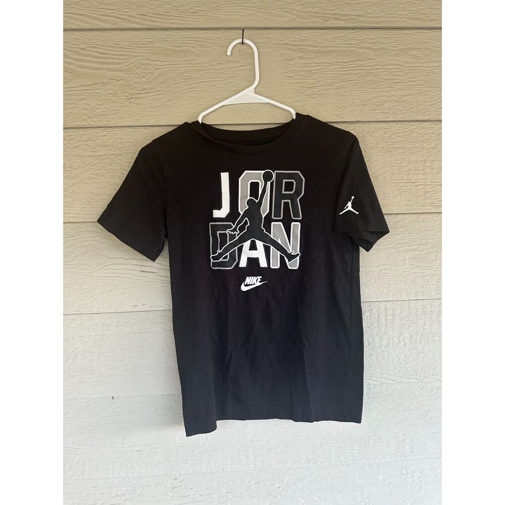 Nike Air Jordan Jumpman Split Graphic Short Sleeve Tee - Youth Large (12-13)